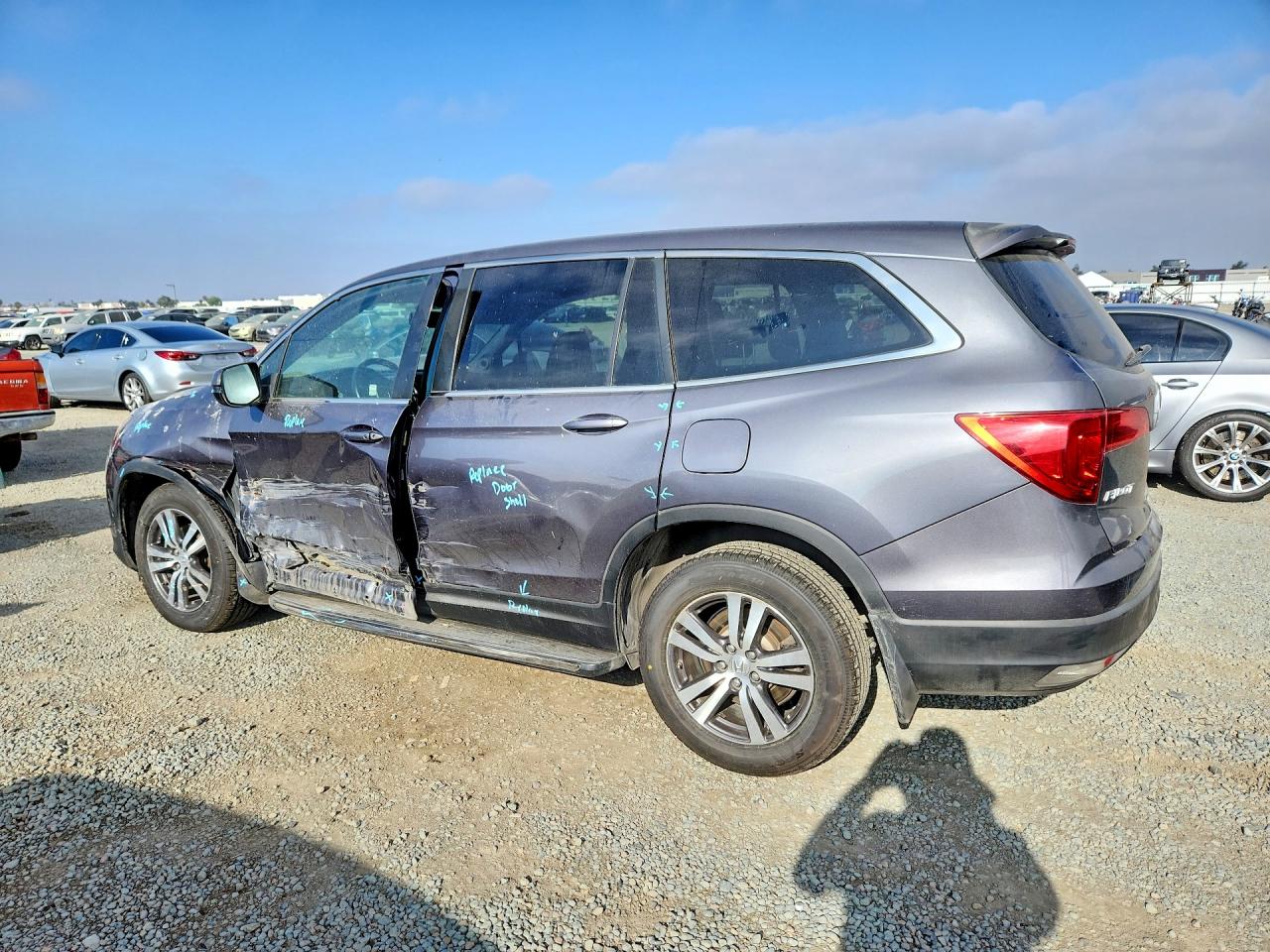 5FNYF5H76GB035489 · 2016 HONDA PILOT · 2/13