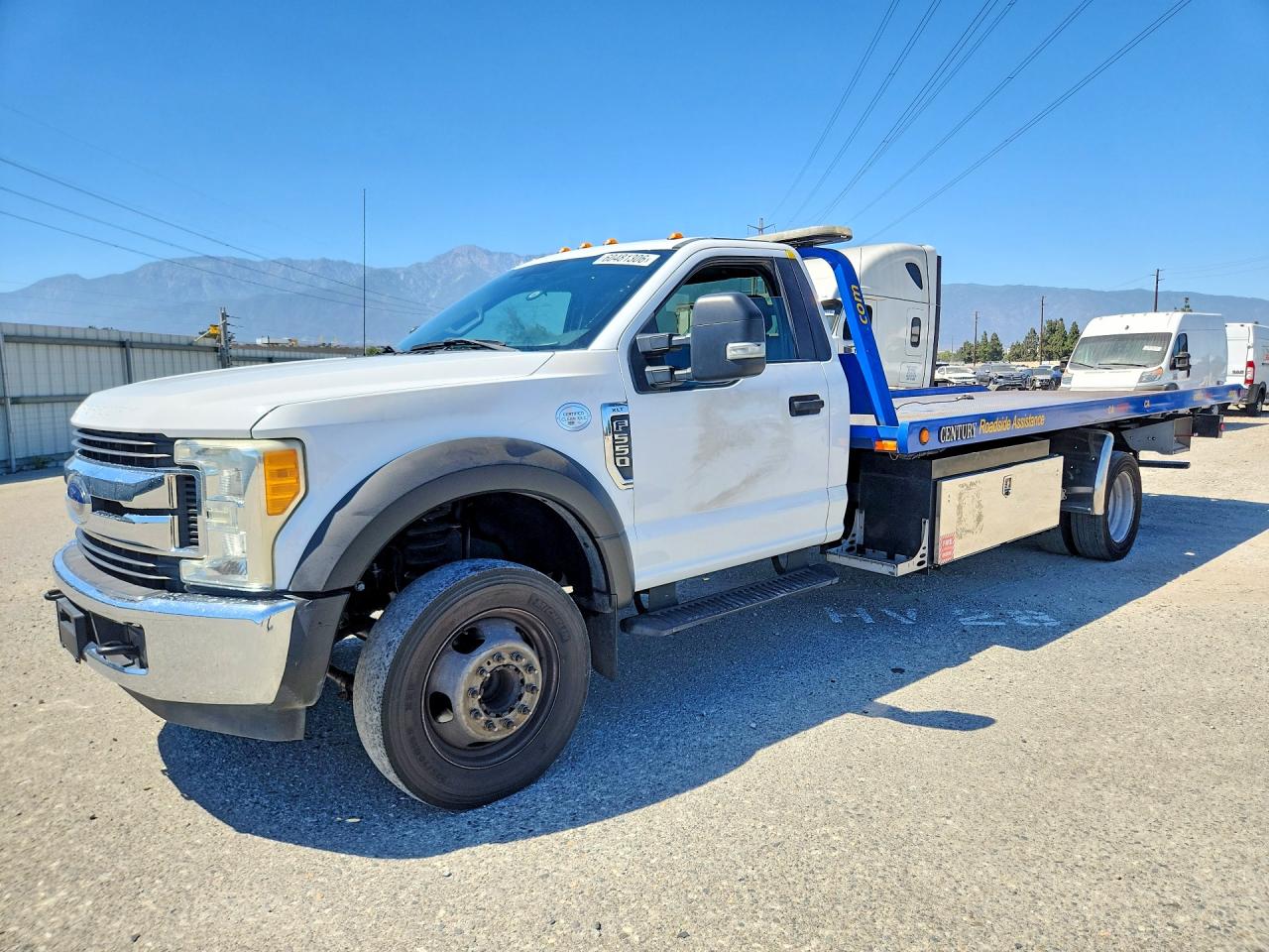 1FDUF5GT6HEC49264 · 2017 FORD F550