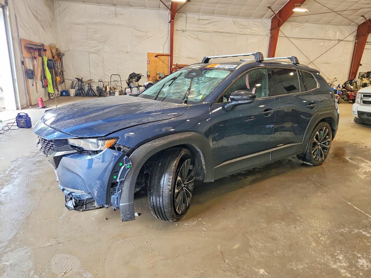 7MMVABEM7SN330122 · 2025 MAZDA CX-50