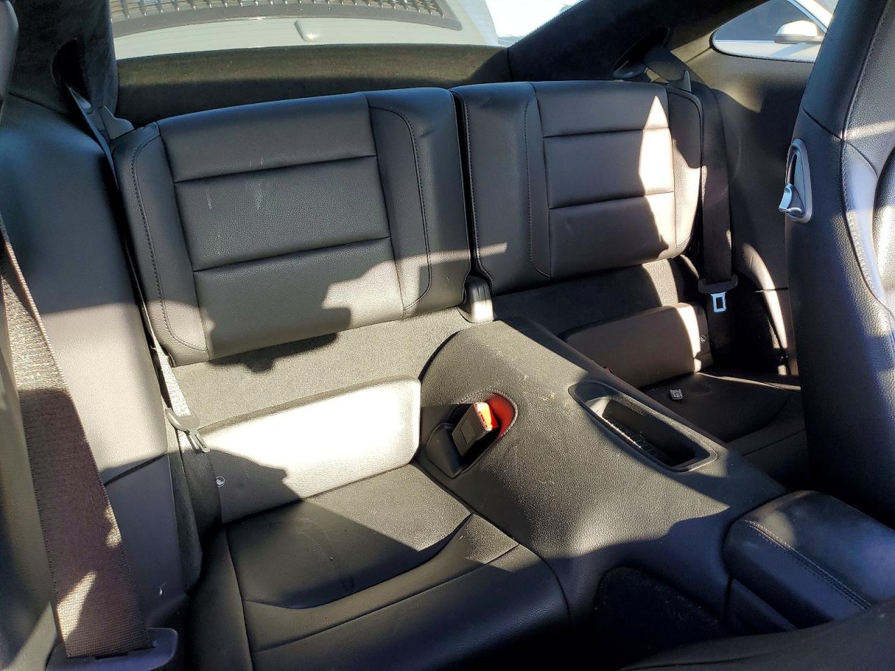 WP0AA2A98JS105840 · 2018 PORSCHE 911 · 10/13