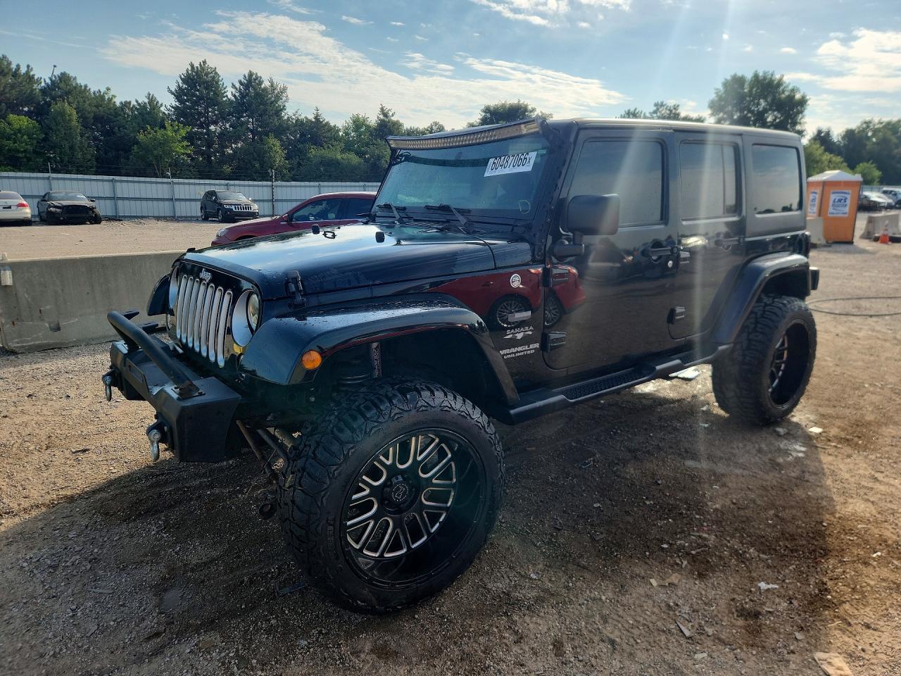 1C4HJWEG3HL573185 · 2017 JEEP WRANGLER UNLIMITED