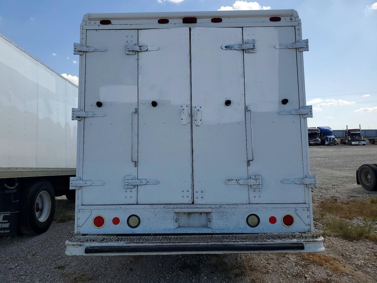 4UZAAPBW16CW13002 · 2006 FREIGHTLINER MT45 CHASSIS · 6/13