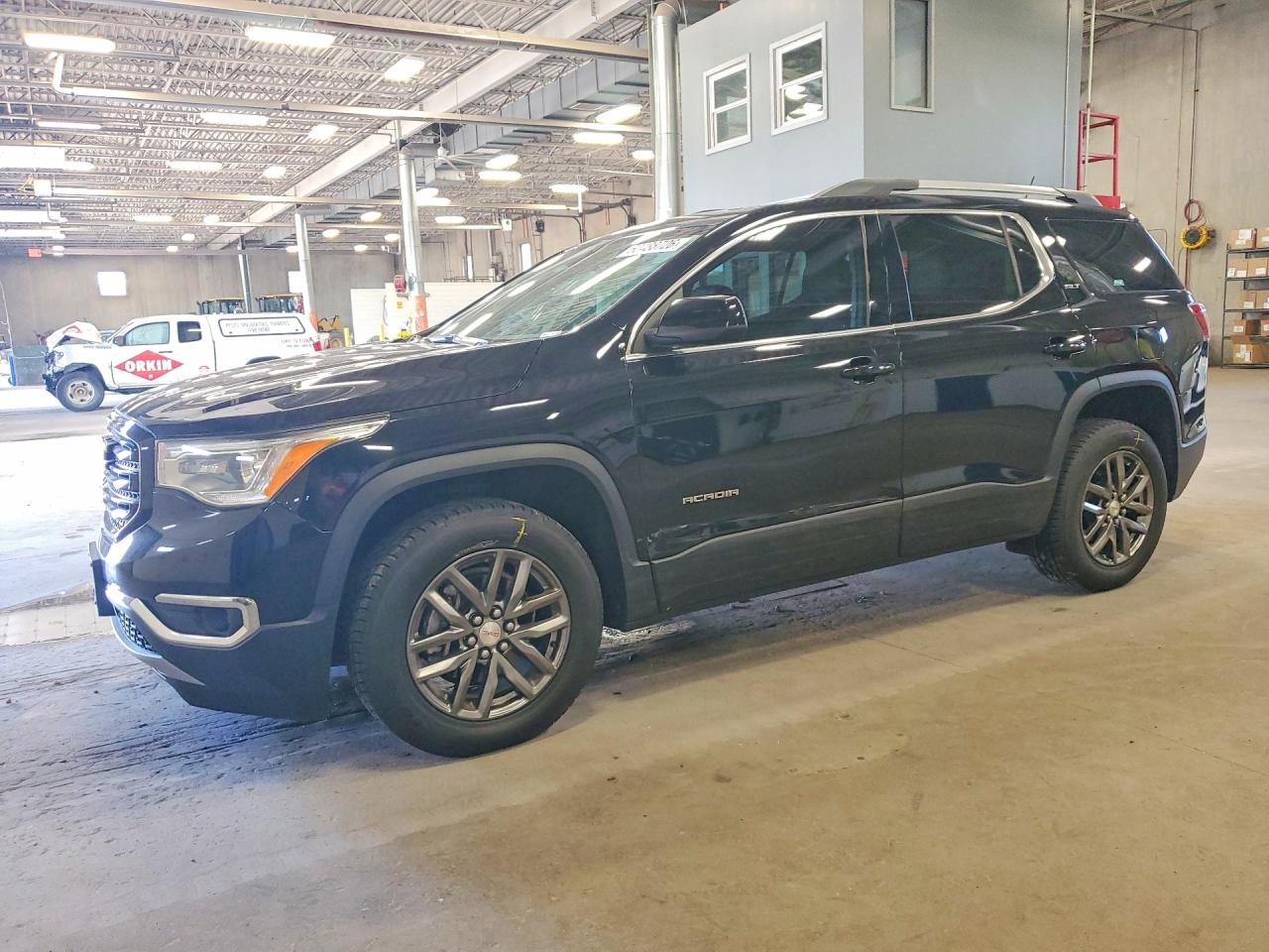 1GKKNULS4JZ113983 · 2018 GMC ACADIA