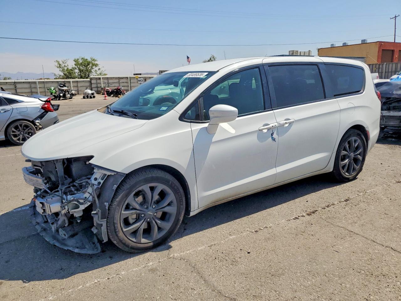 2C4RC1FG5LR192860 · 2020 CHRYSLER PACIFICA