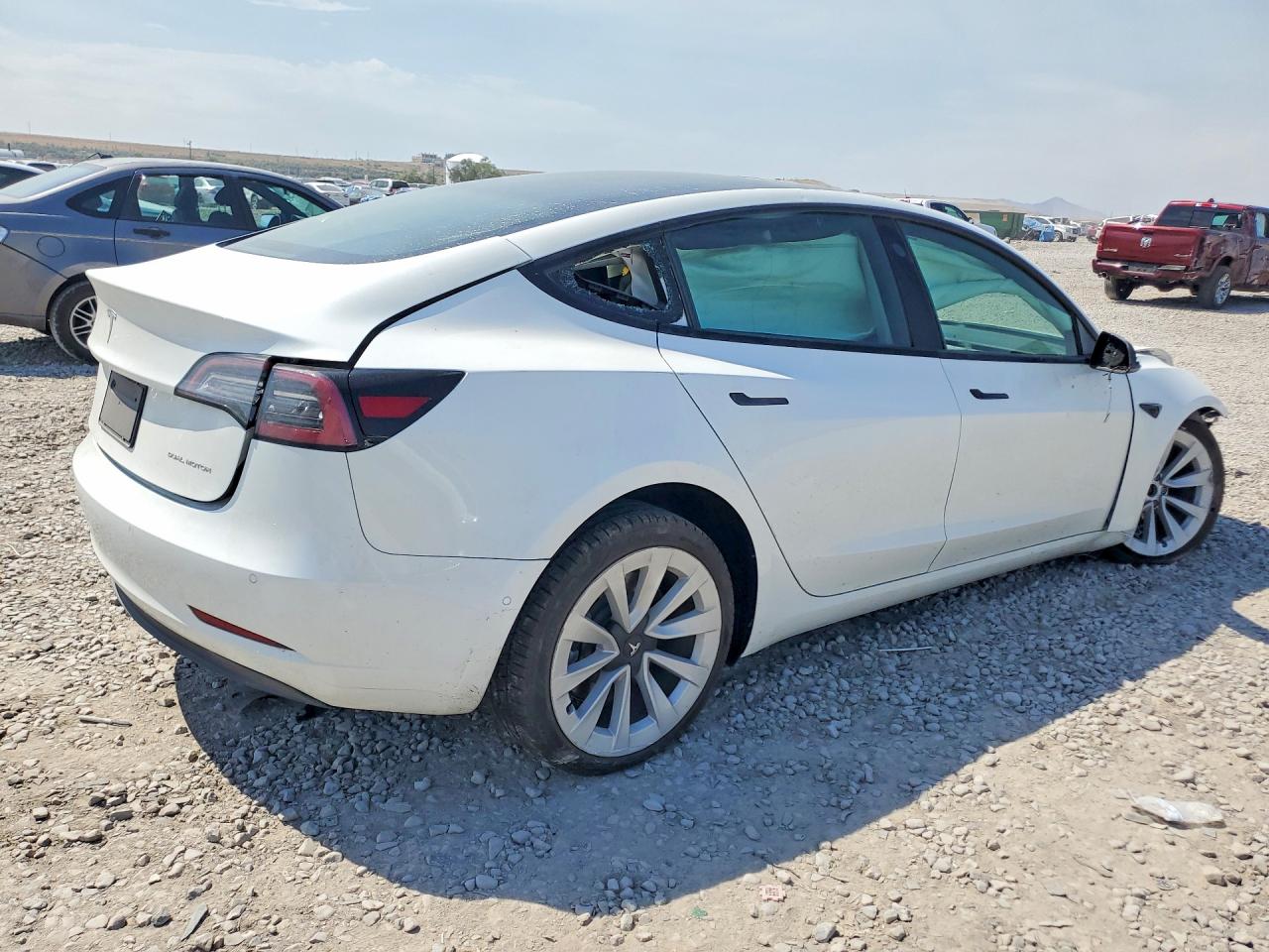 5YJ3E1EB3MF936815 · 2021 TESLA MODEL 3 · 3/13