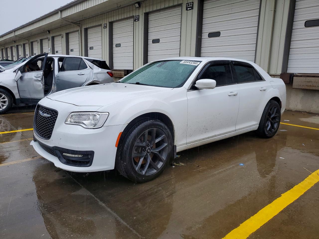 2C3CCARG0HH534735 · 2017 CHRYSLER 300