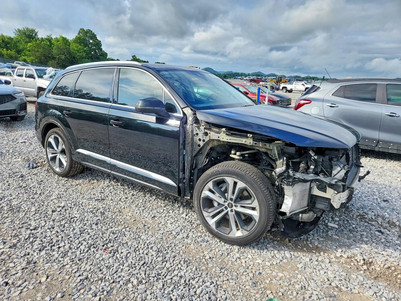 WA1LXBF78ND018071 · 2022 AUDI Q7 · 4/14