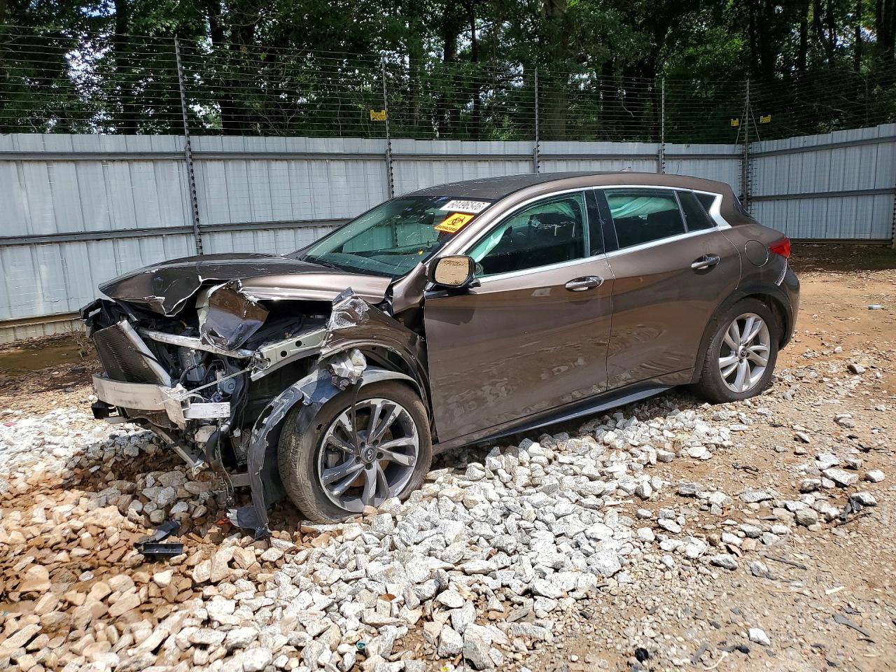 SJKCH5CP9JA047807 · 2018 INFINITI QX30