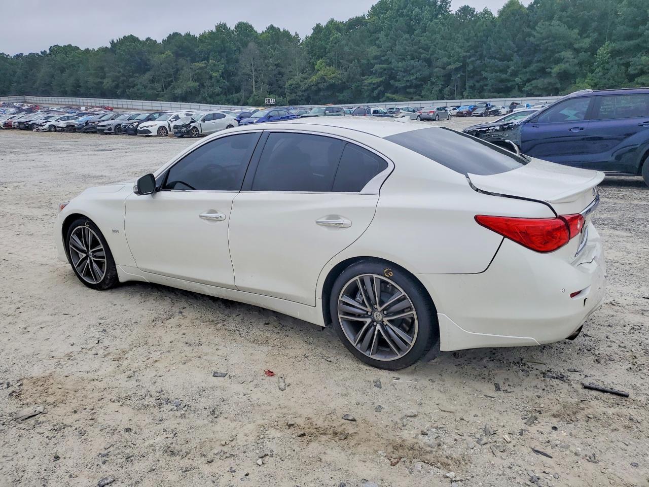 JN1EV7AP2GM303007 · 2016 INFINITI Q50 · 2/12
