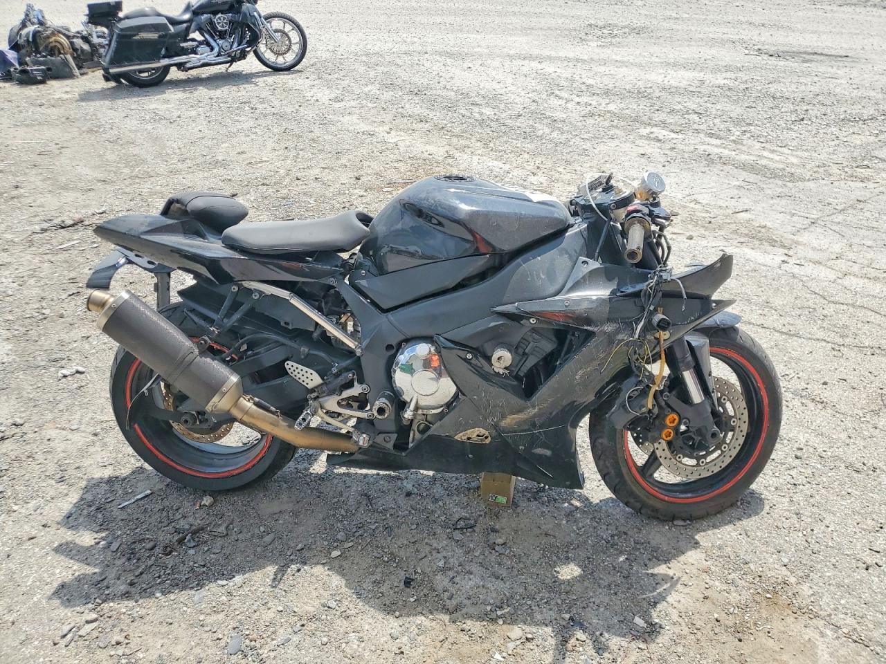 JYARN10E42A004619 · 2002 YAMAHA YZFR1