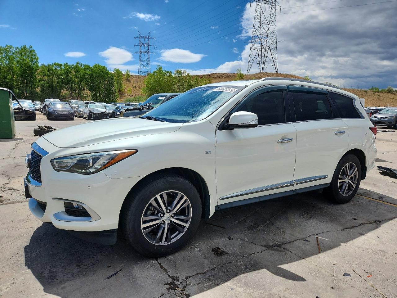 5N1AL0MM9GC529623 · 2016 INFINITI QX60