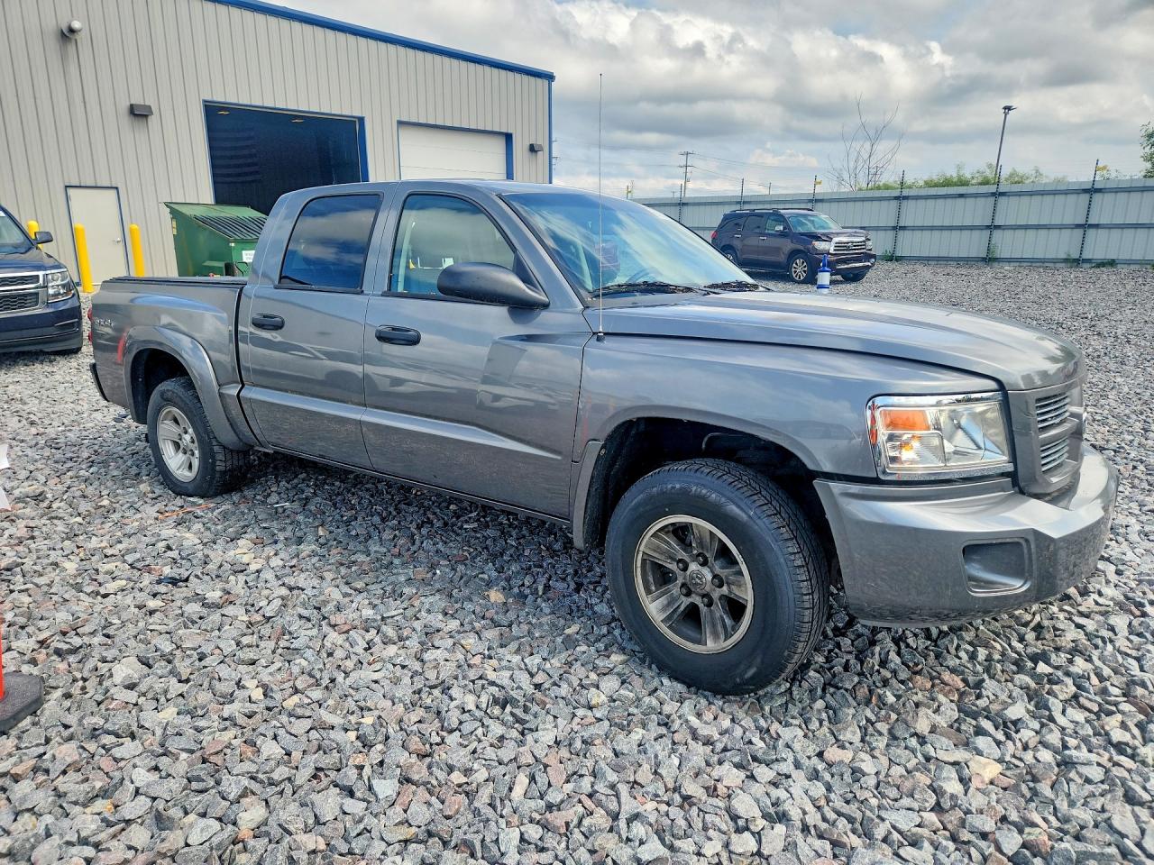 1D7RW3GK1BS676436 · 2011 DODGE DAKOTA · 4/12