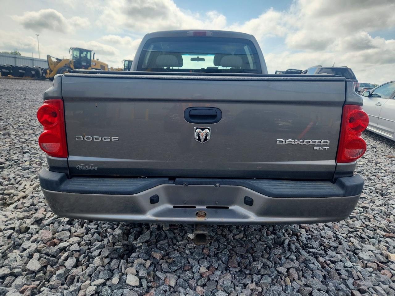 1D7RW3GK1BS676436 · 2011 DODGE DAKOTA · 6/12