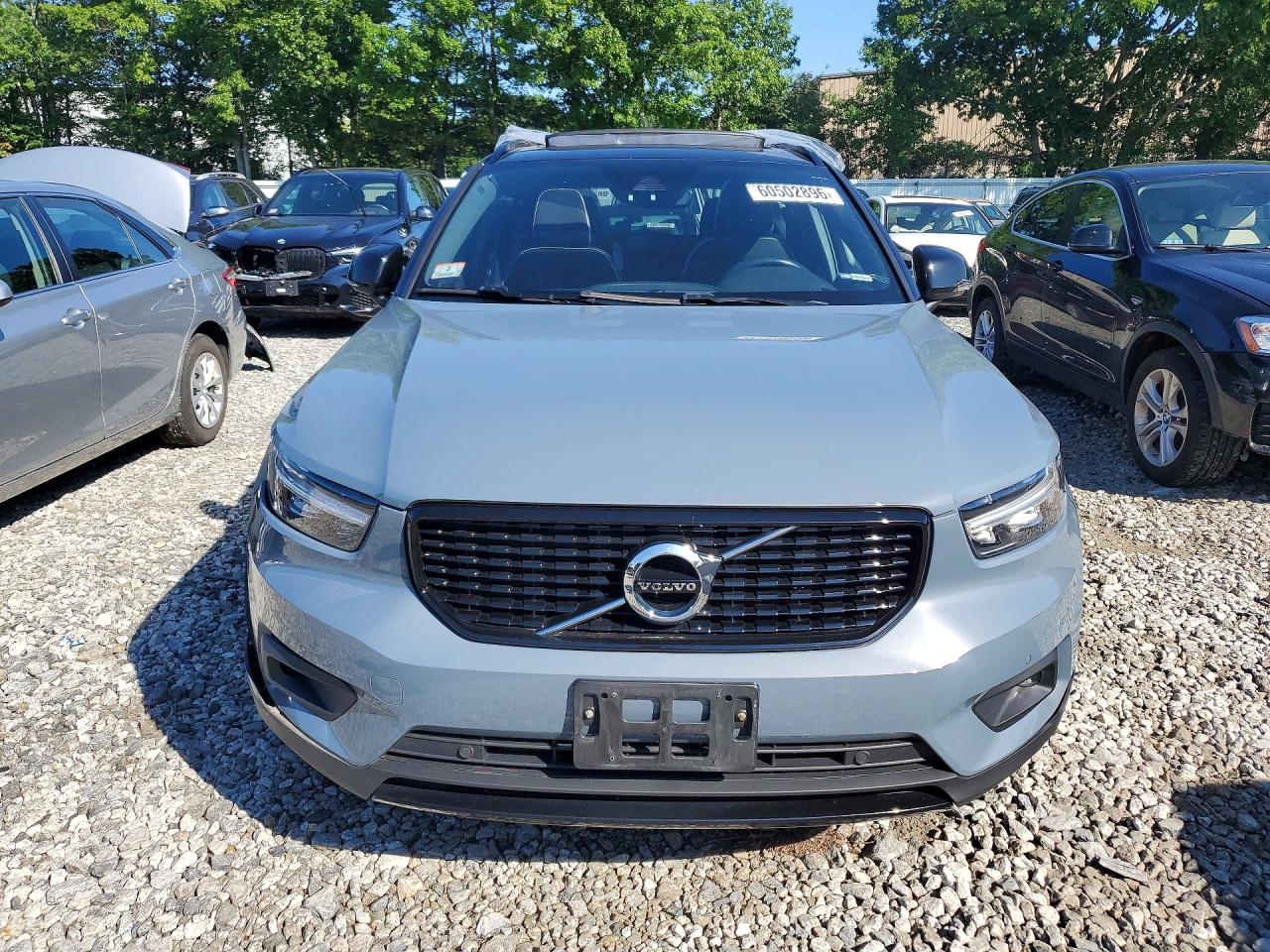 YV4162UM3L2243125 · 2020 VOLVO XC40 · 5/13