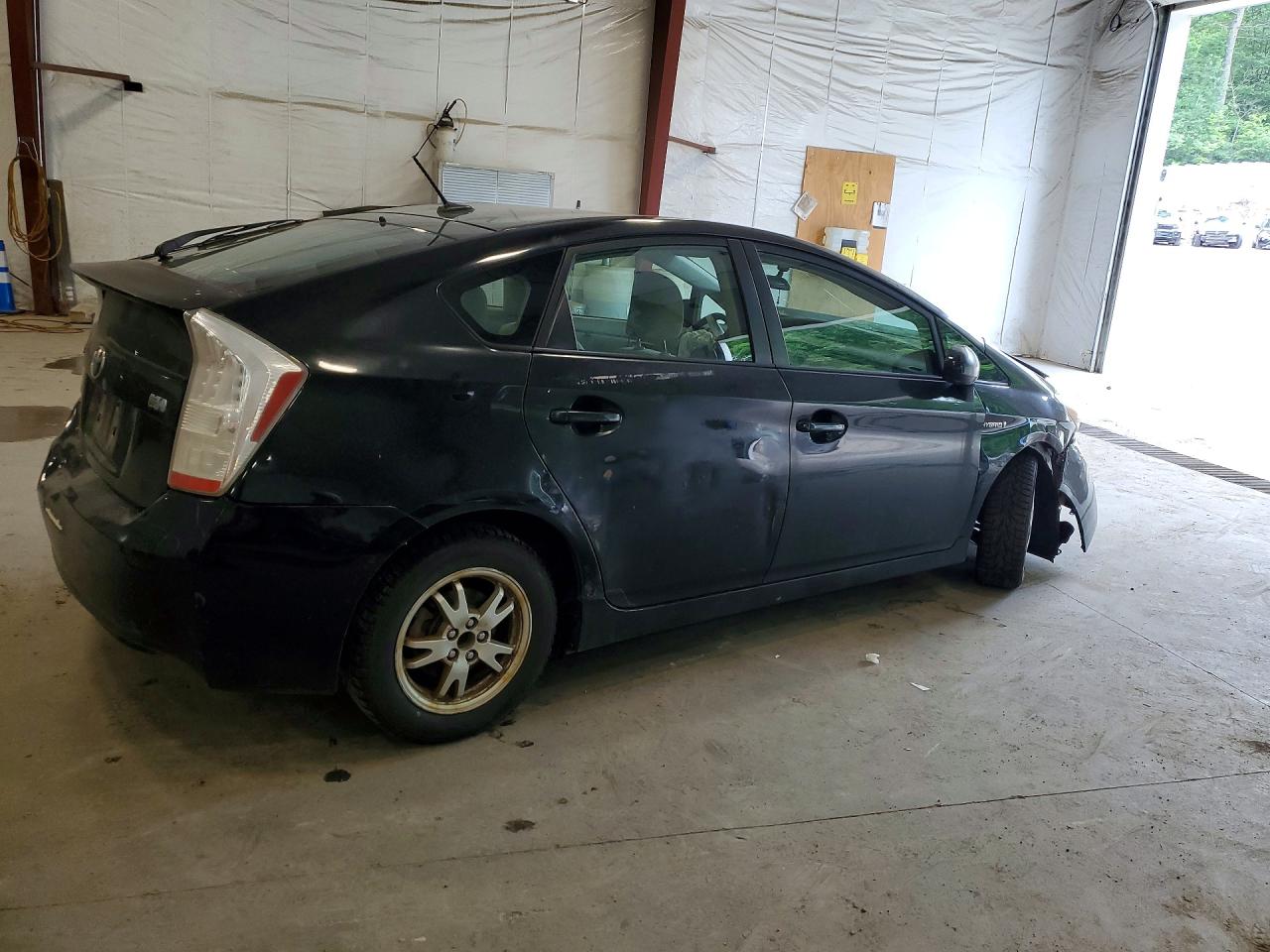 JTDKN3DU0B0249720 · 2011 TOYOTA PRIUS · 3/12