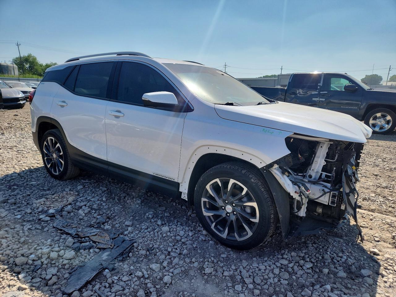 3GKALVEV3NL114215 · 2022 GMC TERRAIN · 4/13