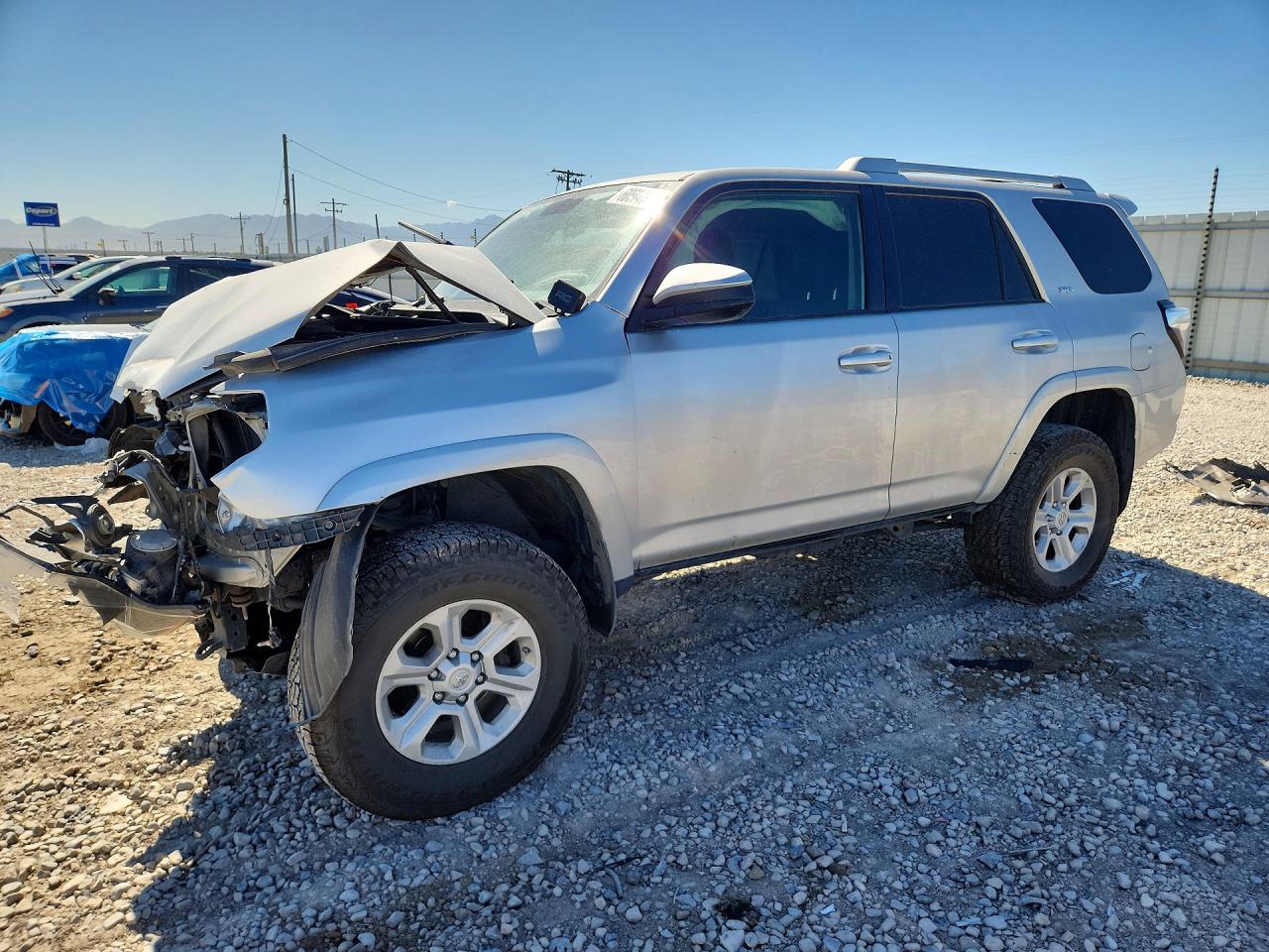 JTEBU5JR9J5493104 · 2018 TOYOTA 4RUNNER