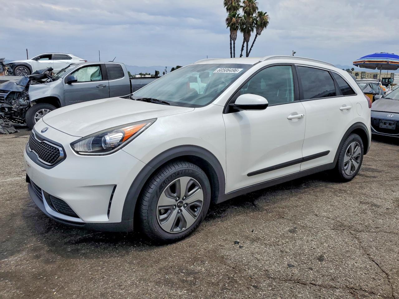 KNDCB3LC1J5161251 · 2018 KIA NIRO