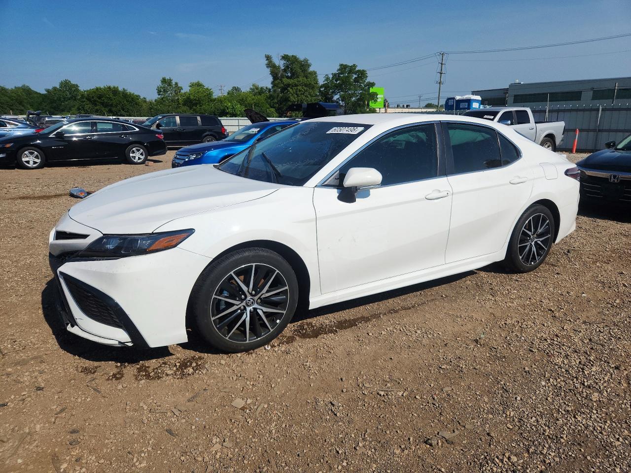 4T1G11BK6RU110844 · 2024 TOYOTA CAMRY
