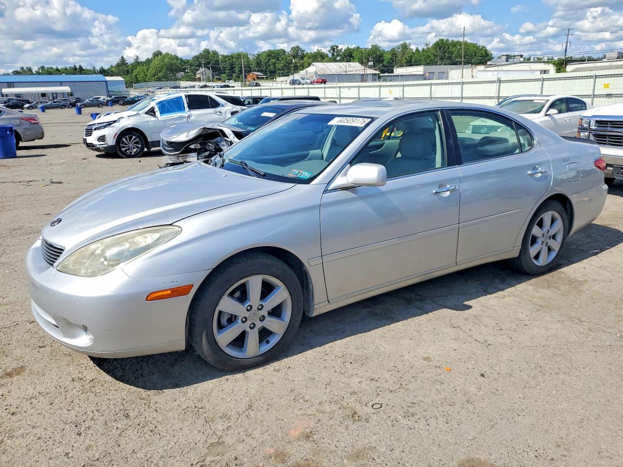 JTHBA30G455091898 · 2005 LEXUS ES 330