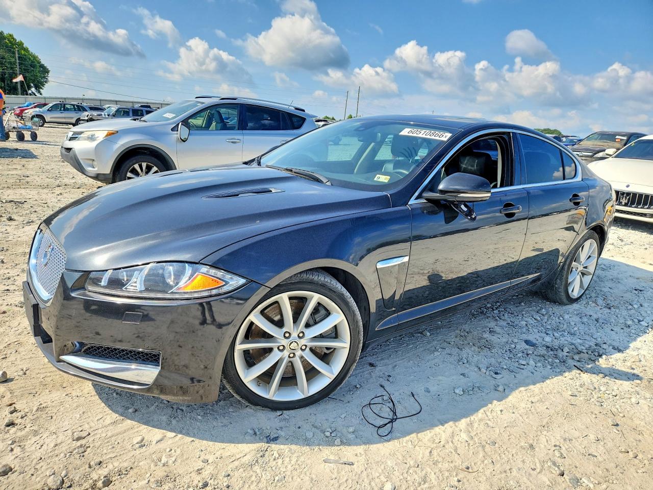 SAJWA0HP7FMU48201 · 2015 JAGUAR XF