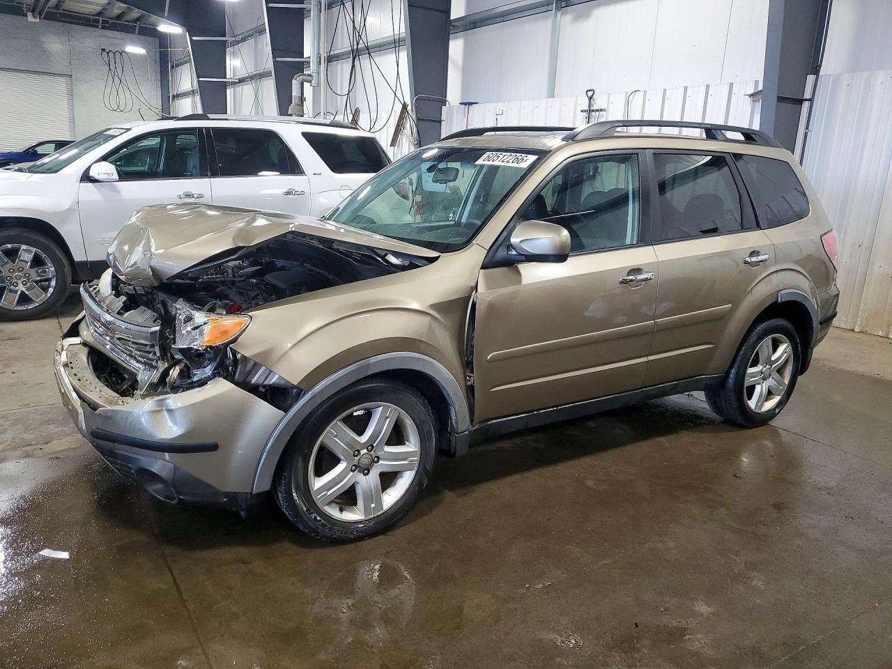 JF2SH63619H708519 · 2009 SUBARU FORESTER