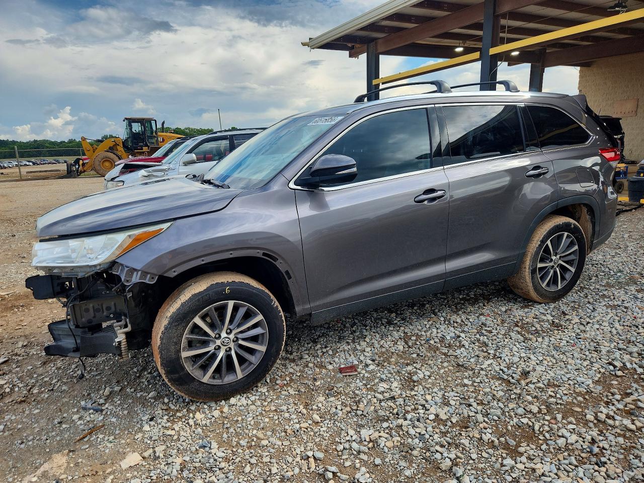 5TDKZRFHXKS337274 · 2019 TOYOTA HIGHLANDER