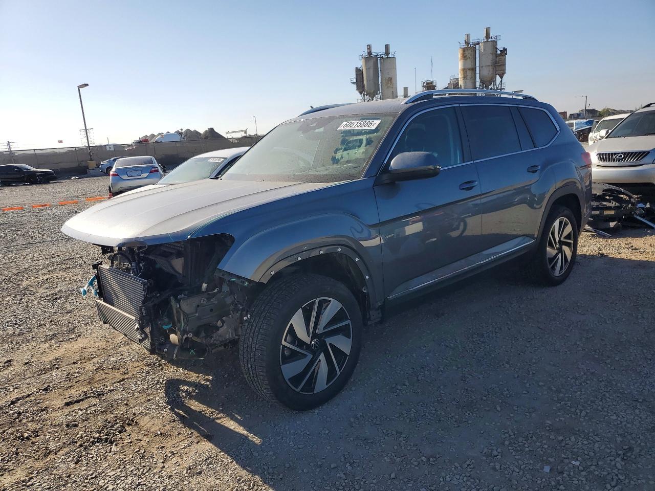 1V2BR2CA7RC506921 · 2024 VOLKSWAGEN ATLAS
