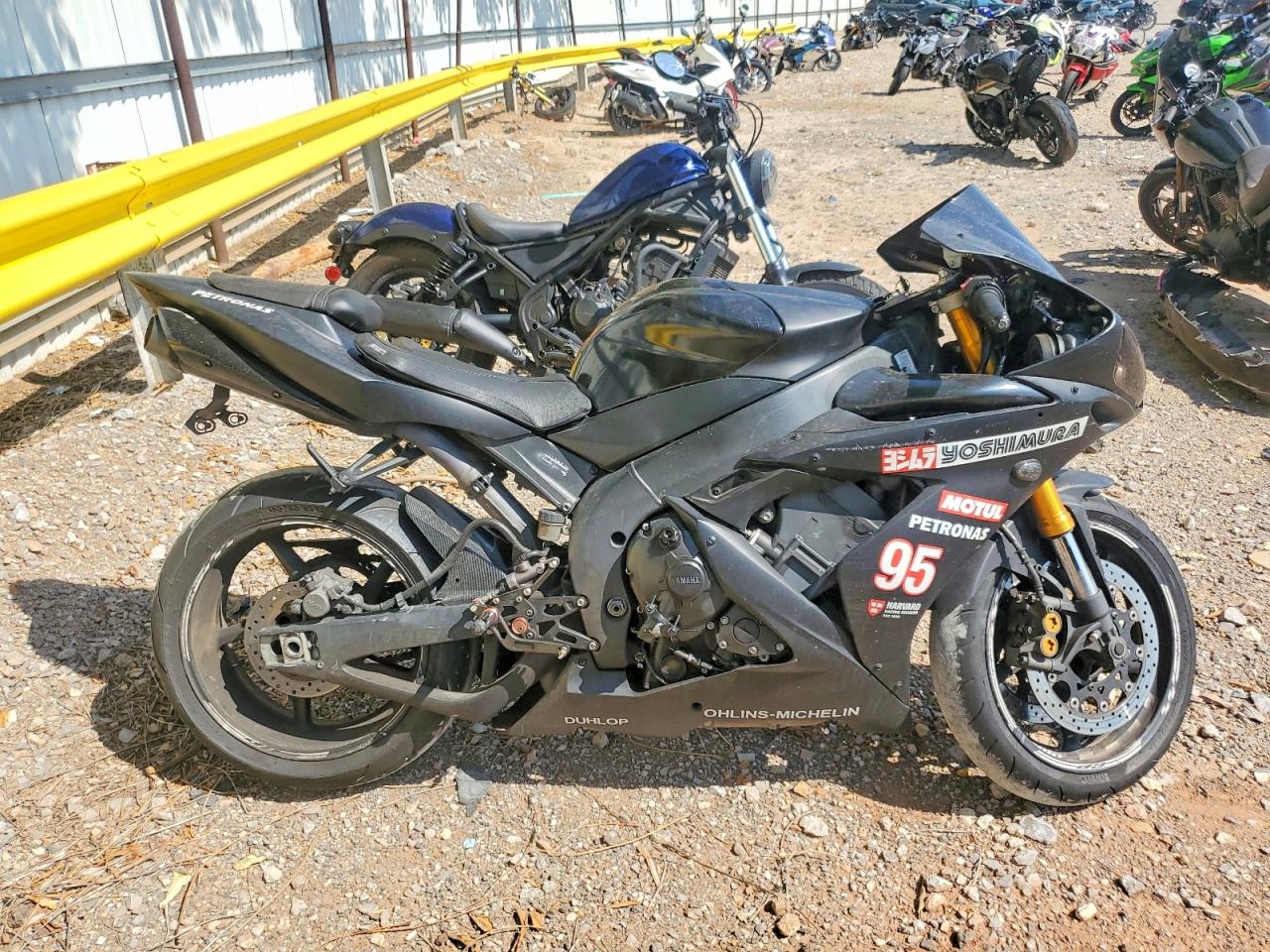 JYARN15E16A006004 · 2006 YAMAHA YZFR1