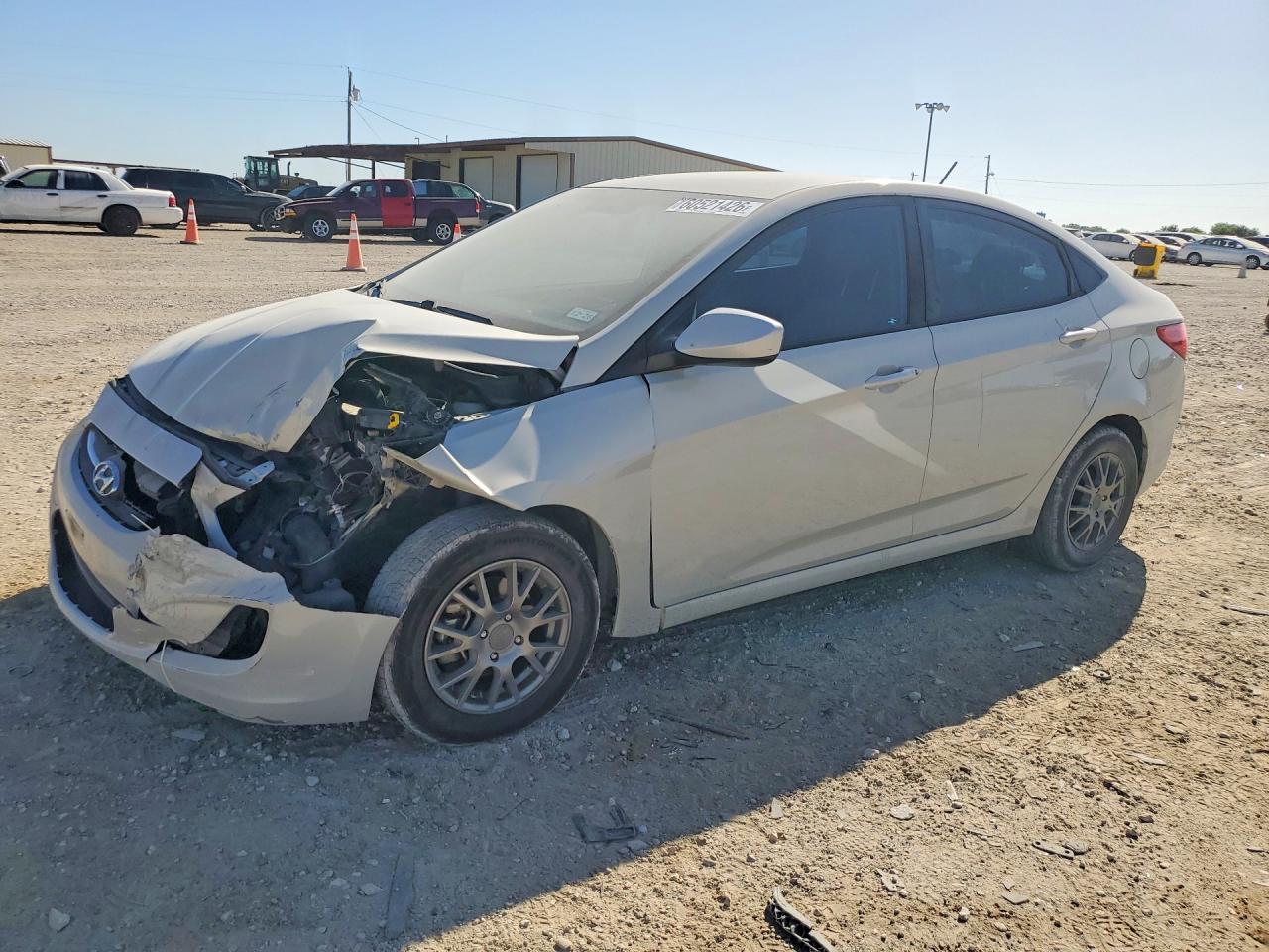 KMHCT4AE7GU082328 · 2016 HYUNDAI ACCENT