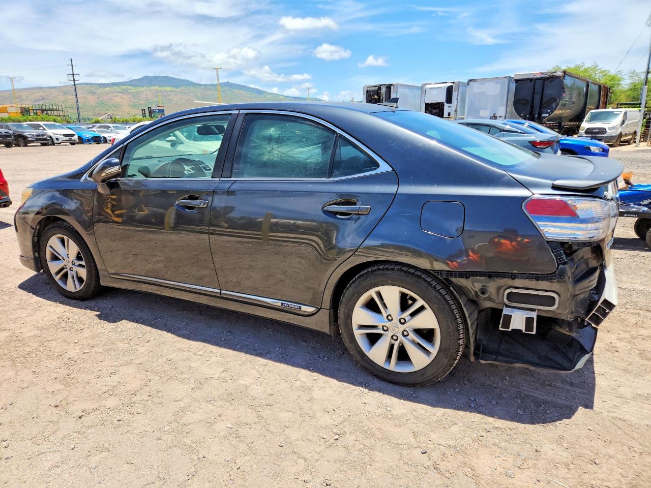 JTHBB1BA2A2023282 · 2010 LEXUS HS · 2/12