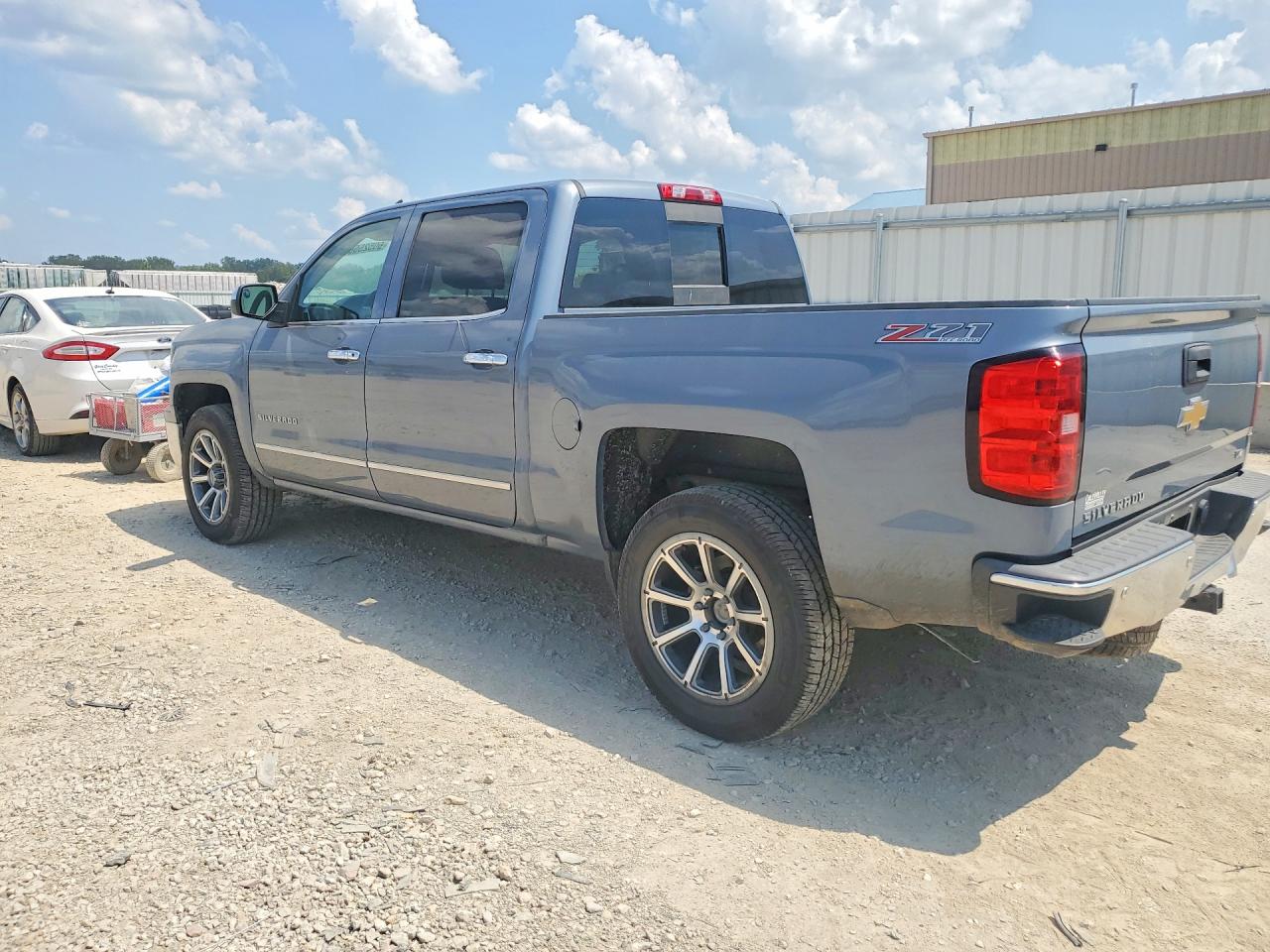 3GCUKSEC8FG419017 · 2015 CHEVROLET SILVERADO 1500 · 2/12