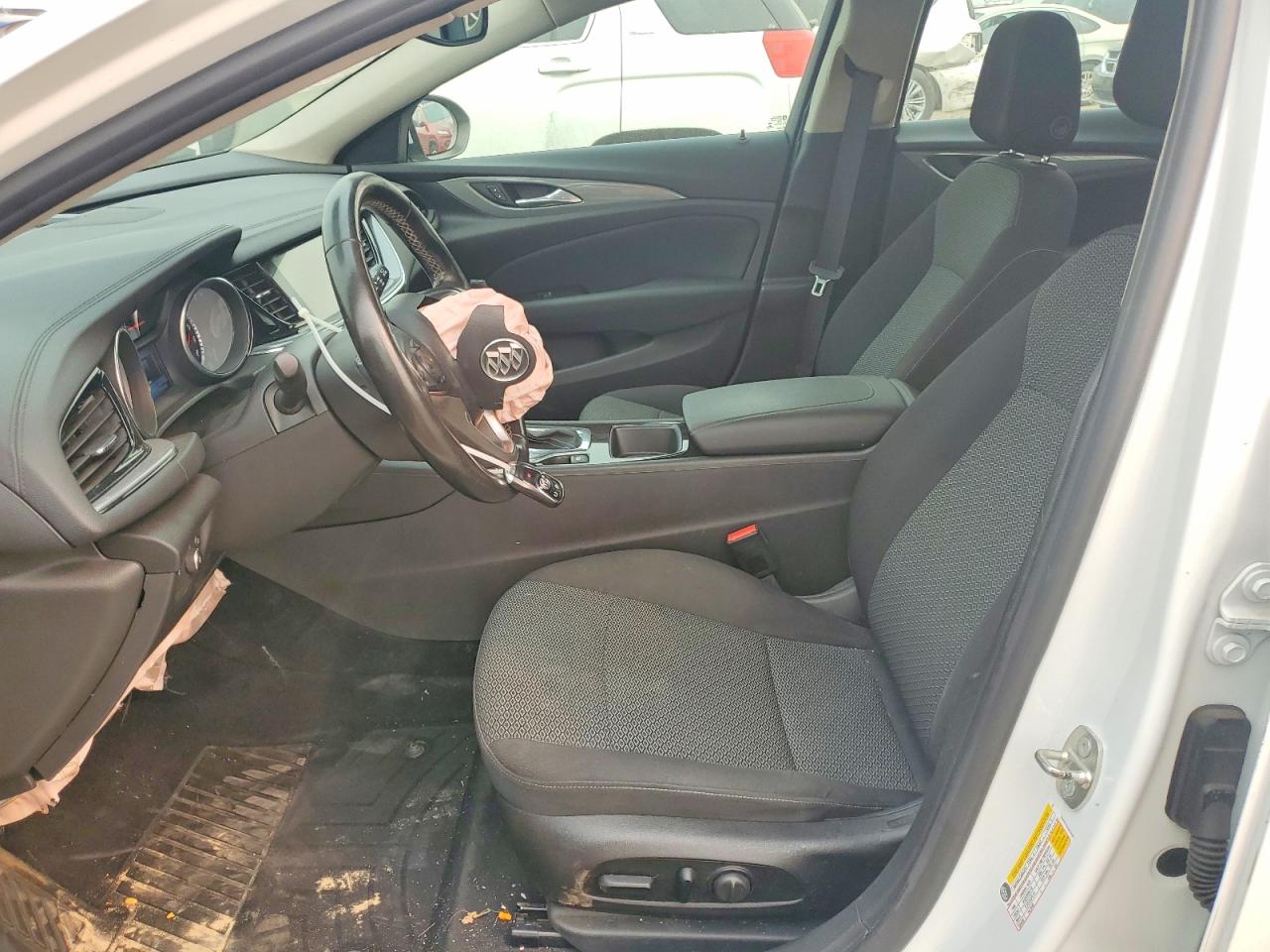 W04GU8SX5J1090845 · 2018 BUICK REGAL TOURX · 7/13