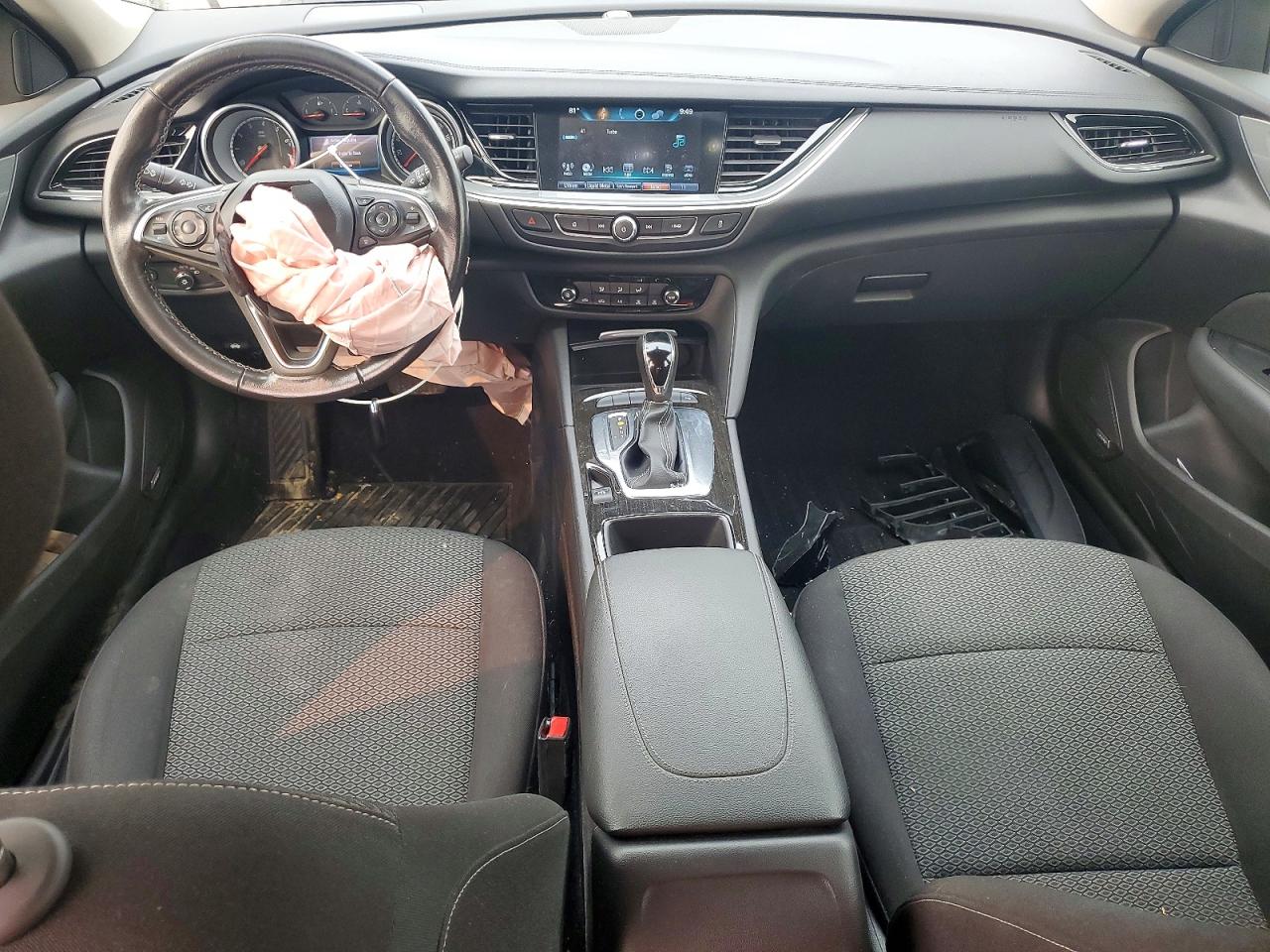 W04GU8SX5J1090845 · 2018 BUICK REGAL TOURX · 8/13