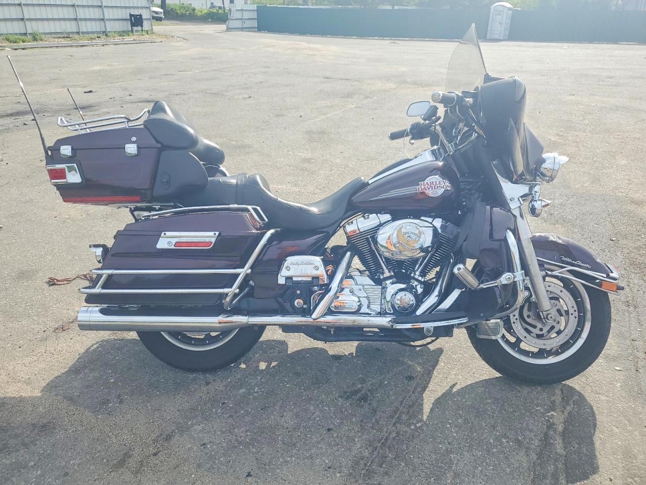 1HD1FC4127Y634976 · 2007 HARLEY-DAVIDSON FLHTCUI