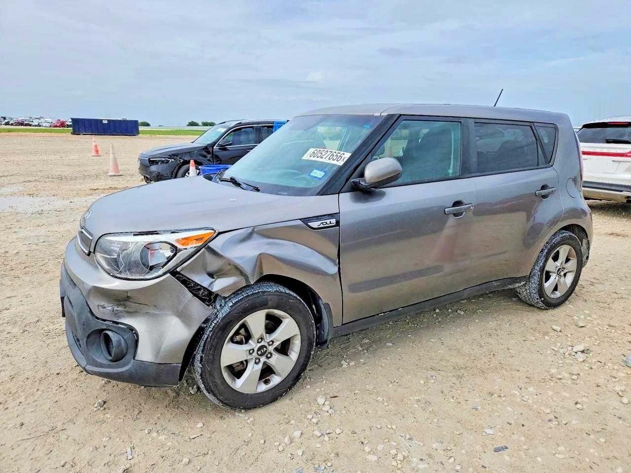 KNDJN2A20H7475586 · 2017 KIA SOUL