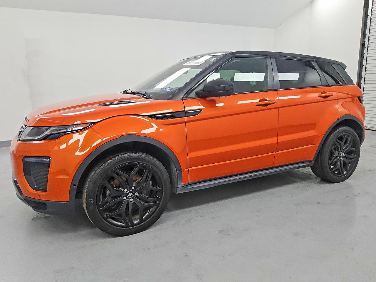 SALVD2BG2HH191975 · 2017 LAND ROVER RANGE ROVER EVOQUE