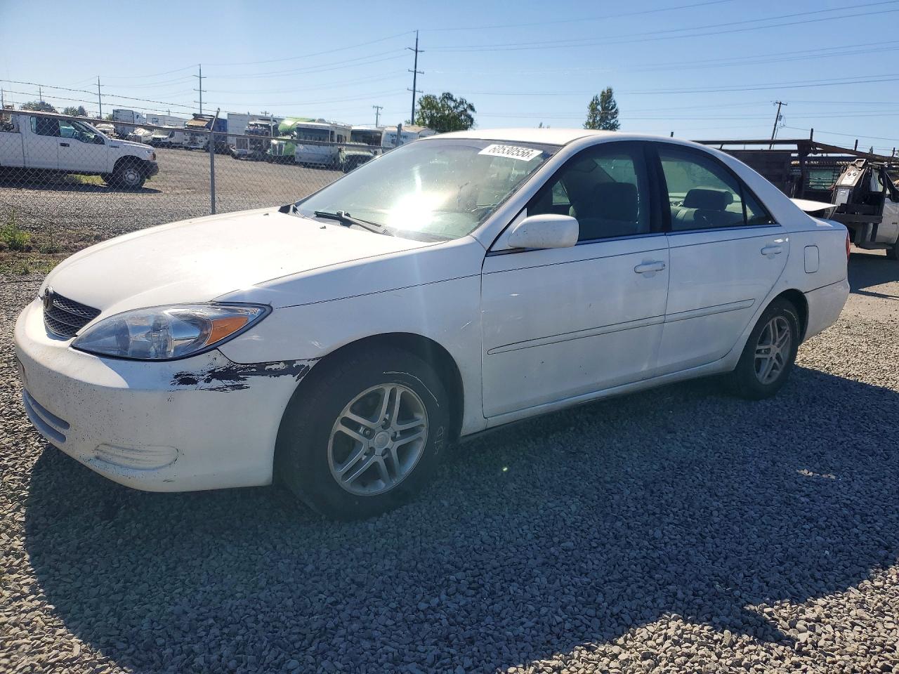 JTDBE32K520034738 · 2002 TOYOTA CAMRY