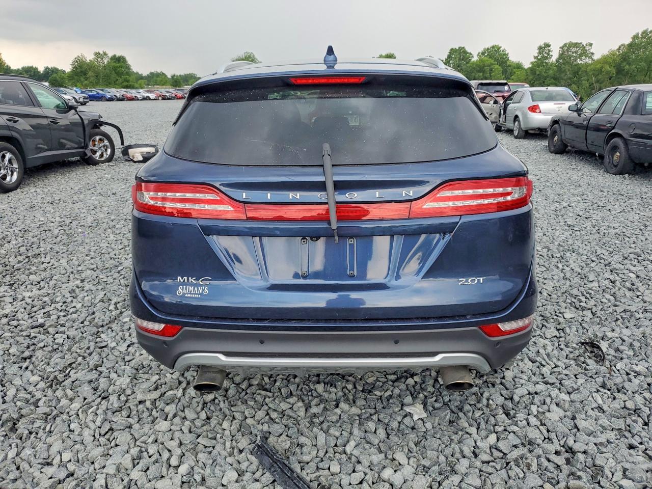 5LMCJ1C91HUL62877 · 2017 LINCOLN MKC · 6/13