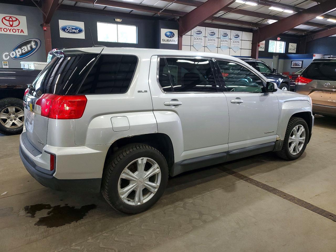 2GKFLSEK0H6353028 · 2017 GMC TERRAIN · 3/13