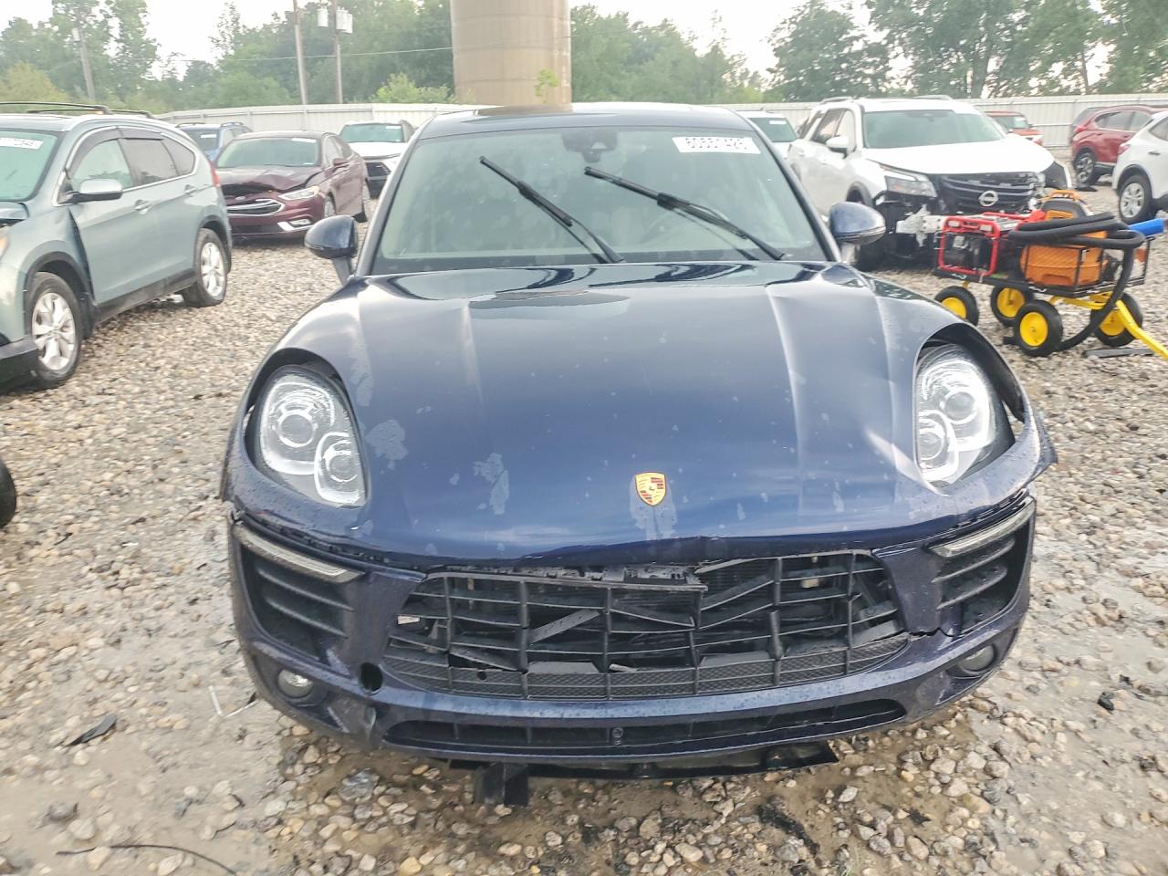 WP1AB2A50HLB10558 · 2017 PORSCHE MACAN · 5/13