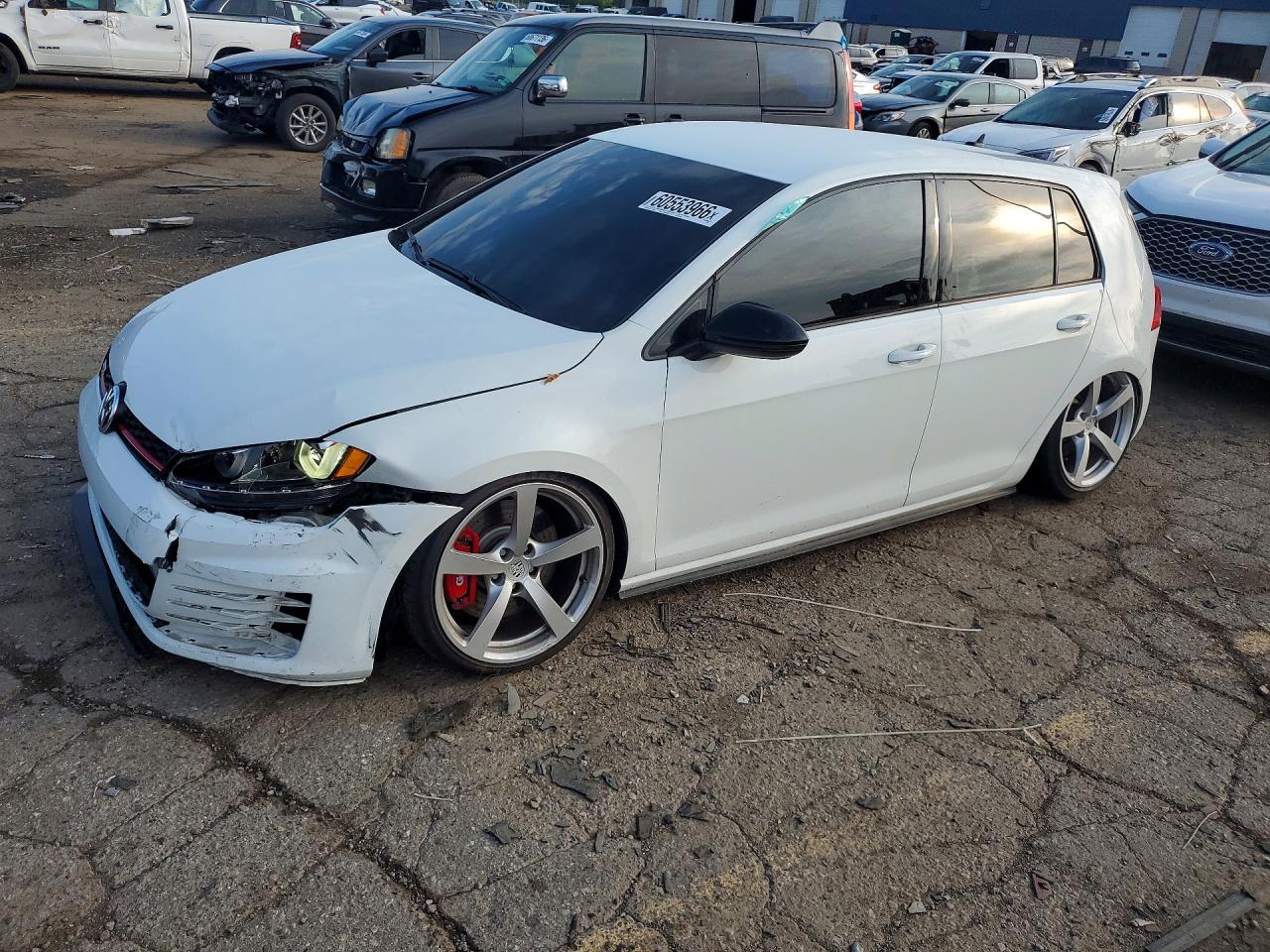 2017 VOLKSWAGEN GTI