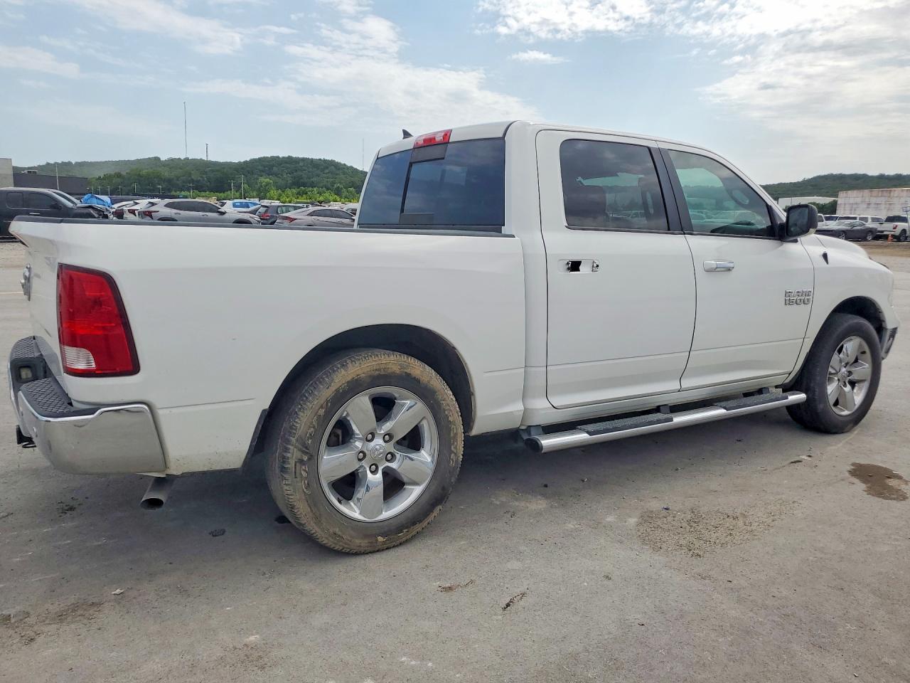 1C6RR6LG4HS824924 · 2017 RAM 1500 · 3/12