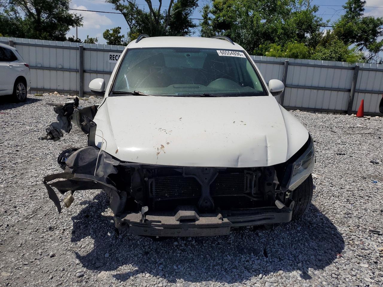 WVGAV7AX6HK042498 · 2017 VOLKSWAGEN TIGUAN · 5/14