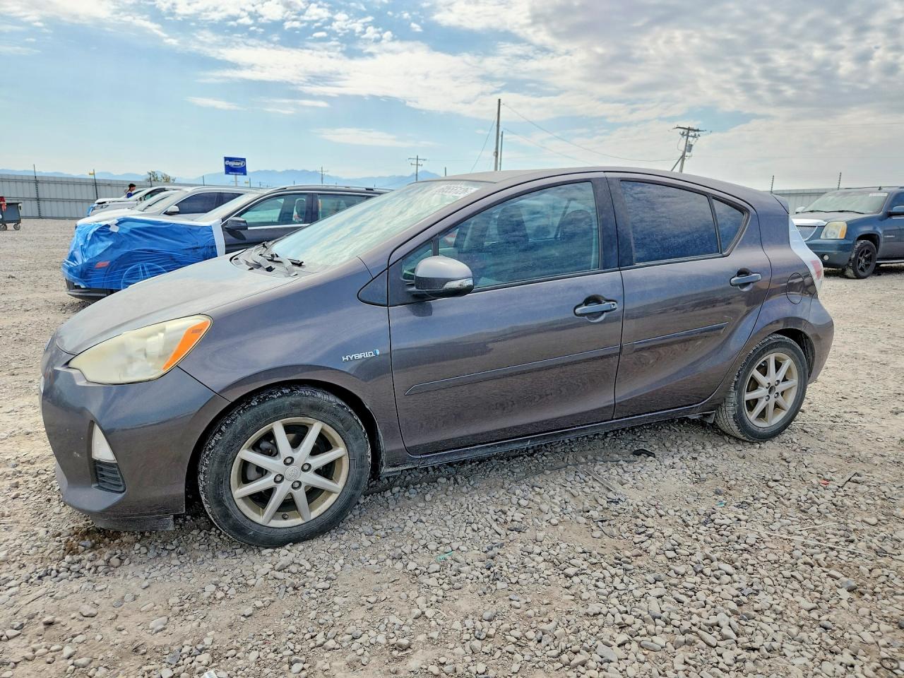 JTDKDTB38D1547247 · 2013 TOYOTA PRIUS C
