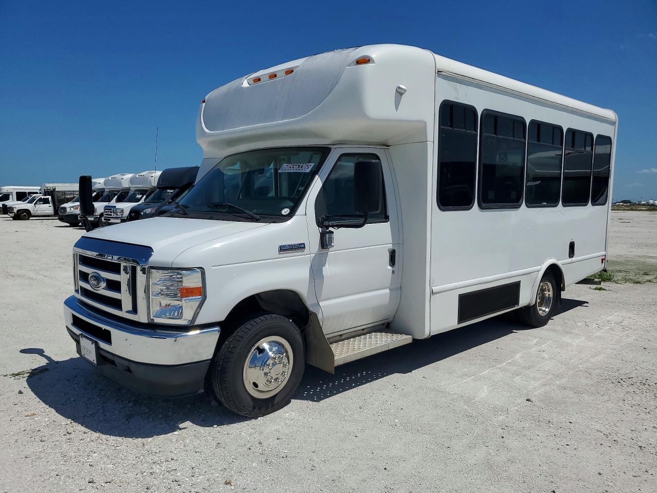 1FDEE3FN2MDC10749 · 2021 FORD ECONOLINE