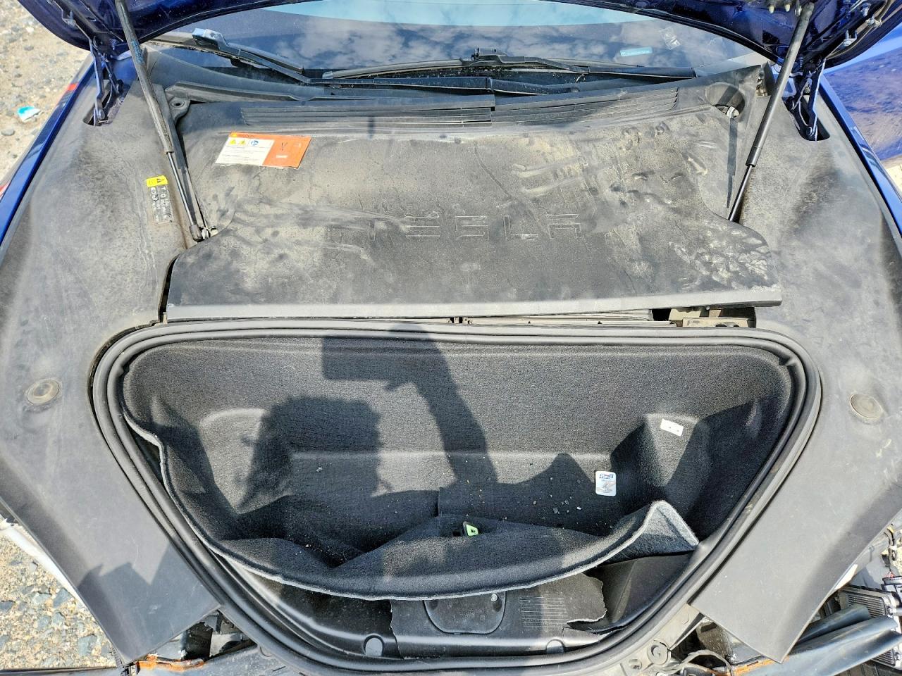 5YJSA1E1XHF208784 · 2017 TESLA MODEL S · 12/14