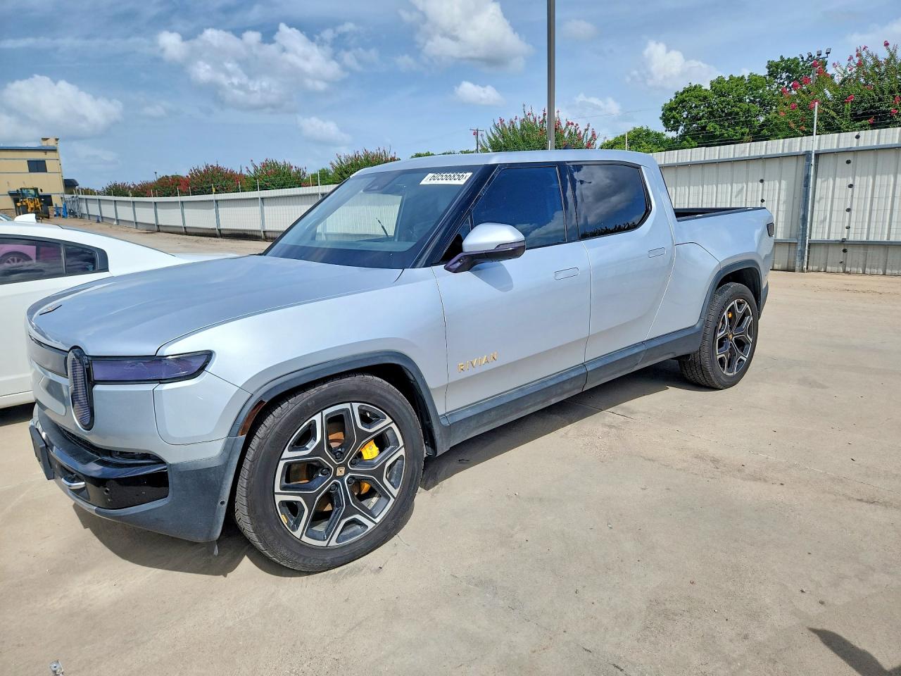 7FCTGAAA9PN019563 · 2023 RIVIAN R1T