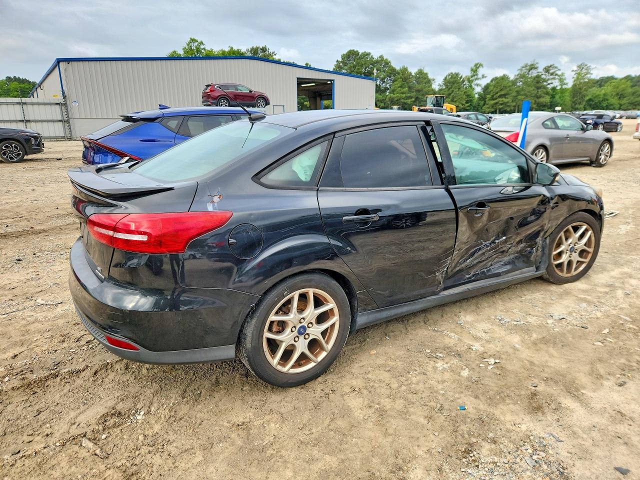 1FADP3F24FL283667 · 2015 FORD FOCUS · 3/12