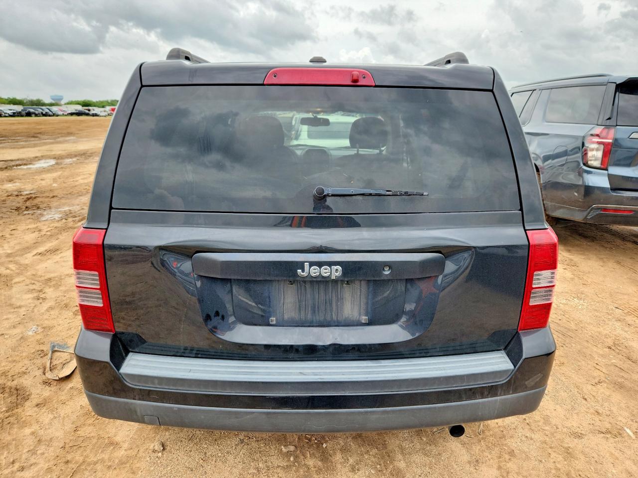 1C4NJPBA9HD156835 · 2017 JEEP PATRIOT · 6/13